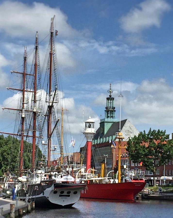 Hotel Dh -Deutsches Haus- Emden Exteriör bild